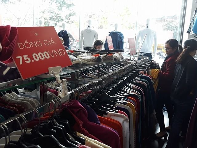 Khách thất vọng với khuyến mãi Black Friday “treo đầu dê, bán thịt chó”