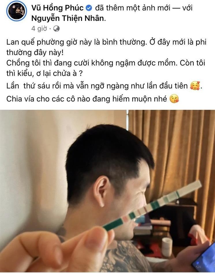 Mới đây,  hot mom đình đám MXH Vũ Hồng Phúc lại khiến cư dân mạng ngỡ ngàng khi tiết lộ bản thân vừa mang thai lần thứ 6. Trên trang cá nhân, cô chia sẻ bức hình chụp que thử thai 2 vạch đỏ chót, kèm dòng tâm sự: “Lần thứ 6 rồi mà vẫn ngỡ ngàng như lần đầu tiên".