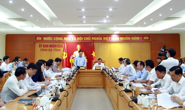 Phó Thủ tướng Thường trực đôn đốc giải ngân vốn đầu tư công tại 5 tỉnh miền Trung