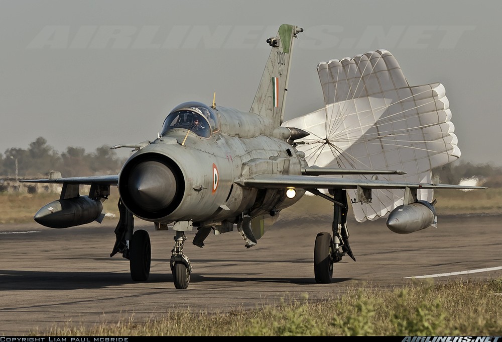 Không quân Ấn Độ "xử" MiG-21 như thế nào, sau khi bị bắn hạ?