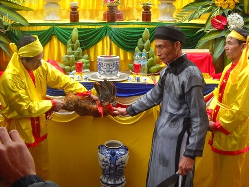 Độc đáo có một không hai lễ hội “quan thề không tham nhũng”