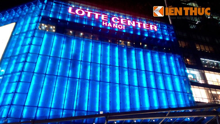 Hoảng loạn vì mắc kẹt 40 phút trong thang máy tòa nhà Lotte