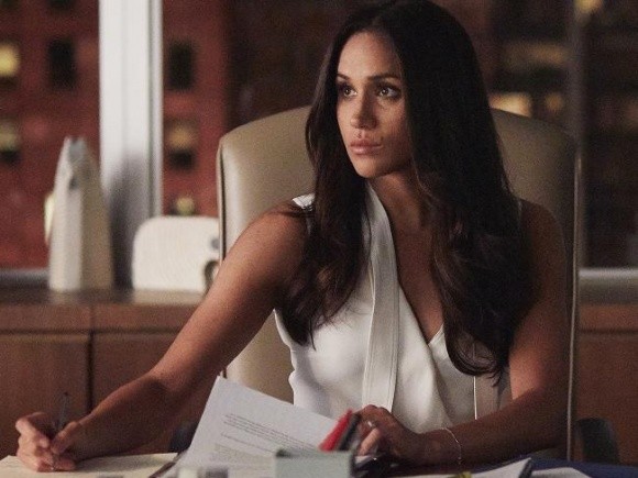 Trước khi chuyển tới Anh sinh sống, nữ diễn viên  Meghan Markle đã ở trong một căn nhà 2 tầng nằm tại khu vực ngoại ô Toronto, Canada. Meghan thuê căn nhà này khi cô lưu lại Canada quay chương trình truyền hình.