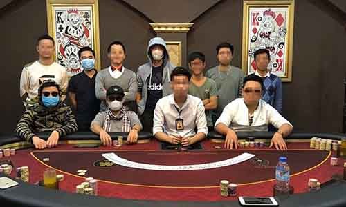 Nên tạm dừng có thời hạn trò chơi bài lá Poker