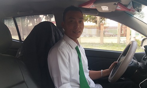 Chuyện về tài xế taxi có biệt danh “bà đỡ đẻ”