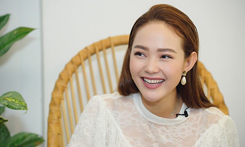 Minh Hằng: "Ngô Thanh Vân không phải là đối thủ của tôi"