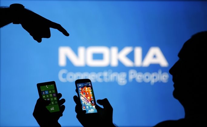 Dù mảng di động của Nokia đã chính thức bị Microsoft mua lại, nhưng hãng này vẫn là một tượng đài lớn đối với người dùng điện thoại. Hãng đã có rất nhiều sản phẩm thành công và ghi dấu ấn đậm nét trong tâm trí của người dùng từ những chiếc điện thoại đơn giản cho đến những smartphone chất lượng cao.