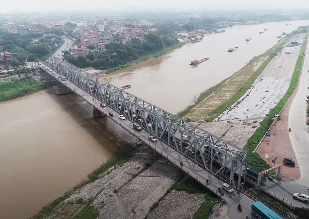 Bộ Giao thông vận tải vừa ban hành Quyết định số 327 phê duyệt kết quả thi tuyển phương án thiết kế kiến trúc công trình của Dự án nâng cấp tuyến vận tải thủy sông Đuống ( cầu đường sắt Đuống).