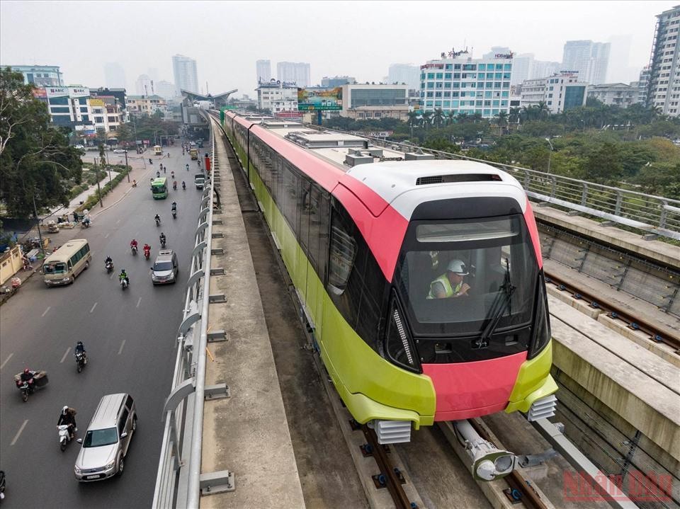 Hà Nội nghiên cứu kéo dài tuyến metro Nhổn - Ga Hà Nội