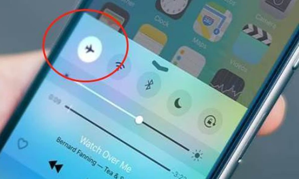 Chế độ máy bay trên điện thoại còn chức năng nhiều người không biết