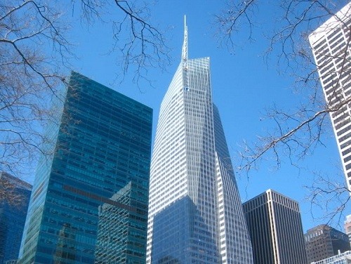 Ngân hàng Hoa Kỳ “ngự” trong tòa nhà chọc trời cao nhất ở New York nhưng vừa bị Trung tâm Thương mại Một thế giới soán ngôi vào tháng 05/2013 vừa qua.