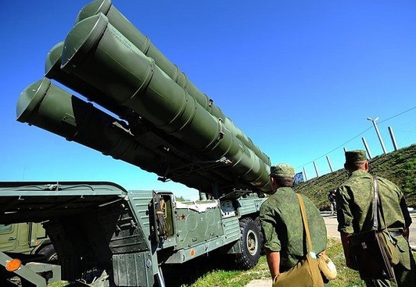 Nga tạm ngừng chuyển tên lửa S-400 cho Trung Quốc, vì sao?