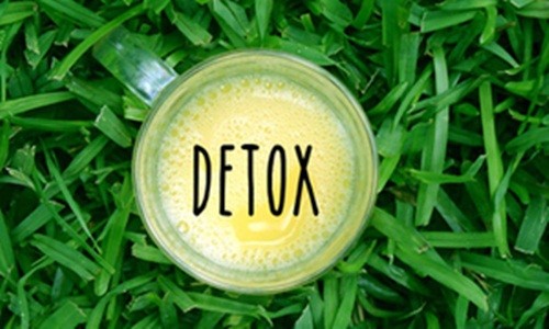 Hãy kết hợp các công thức nấu ăn detox vào lối sống hàng hàng ngày để cơ thể quen với việc giải độc thường xuyên, chứ không phải là đột ngột chỉ trong 1 tuần hay một tháng. Dưới đây là 10 công thức nấu ăn thuần chay đảm bảo có thể  detox cơ thể mà vẫn nuôi dưỡng được cơ thể mỗi ngày.