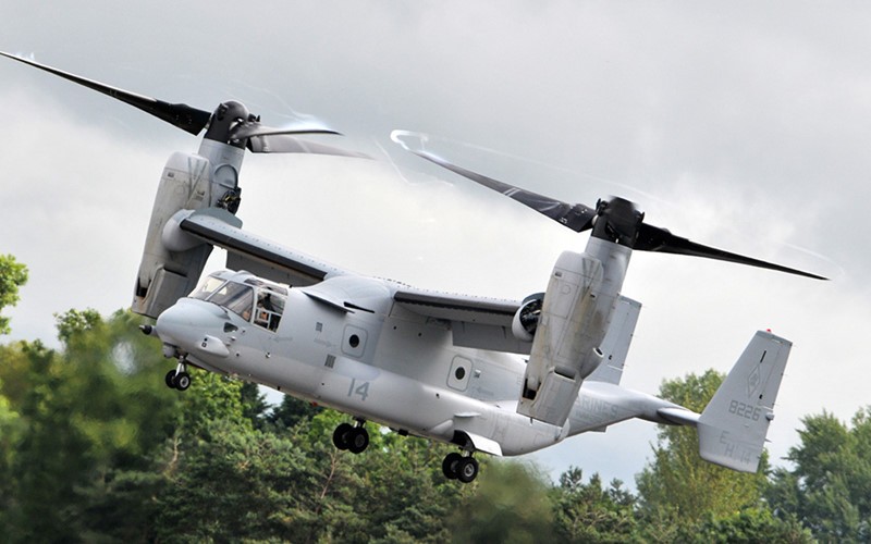  Chim ưng biển” V-22 Osprey được coi là hình mẫu của máy bay đổ bộ tương lai, nó được trang bị 2 động cơ cánh quạt có thể xoay 90 độ. (Ảnh: Boeing)