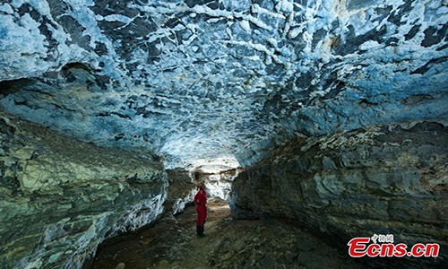  Hang động đá vôi dài nhất Trung Quốc ở huyện Tuy Dương, tỉnh Quý Châu, có chiều dài 186,3 km.