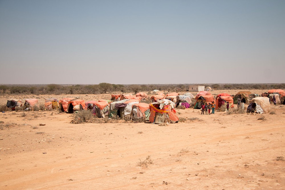 Tình trạng  hạn hán kinh hoàng ở Somalia, khiến nạn đói và dịch bệnh bùng phát, đang đe dọa cuộc sống của hàng triệu người dân ở quốc gia Châu Phi này.