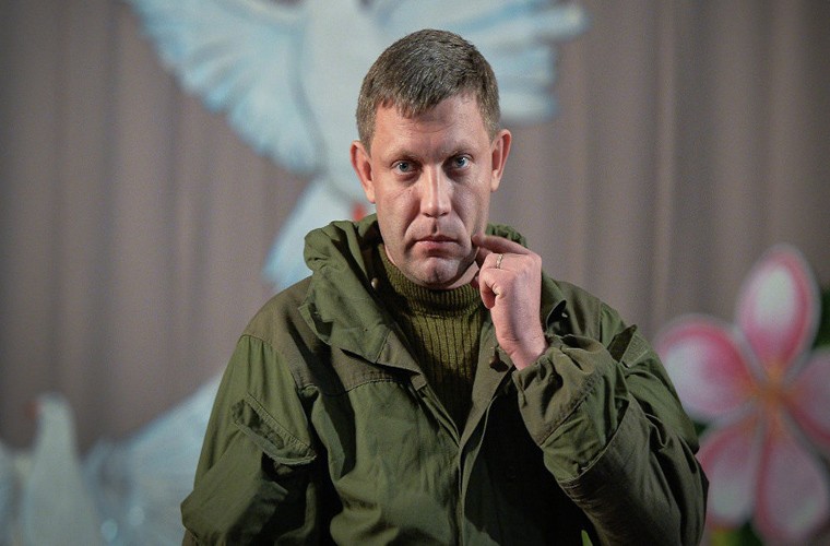 Ngày 31/8 vừa qua, lãnh đạo Cộng hòa Nhân dân Donetsk (DPR) tự xưng, ông Alexander Zakharchenko, 42 tuổi, đã thiệt mạng trong một vụ nổ tại quán cà phê ở thành phố Donetsk. Ông Zakharchenko trở thành một trong những nhân vật lãnh đạo mới nhất ở  miền Đông Ukraine bị sát hại, sau một loạt vụ ám sát thủ lĩnh tại Donbass. Ảnh: Sputnik.