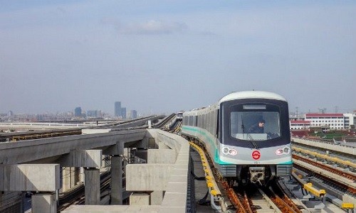 Được mở cửa vào năm 1995, Shanghai Metro ở Trung Quốc là một trong những hệ thống tàu điện ngầm quy mô nhất thế giới, với 289 nhà ga và có chiều dài tổng cộng 439 km, chuyên chở hơn 8,4 triệu lượt khách mỗi ngày. (Nguồn ảnh: List25)