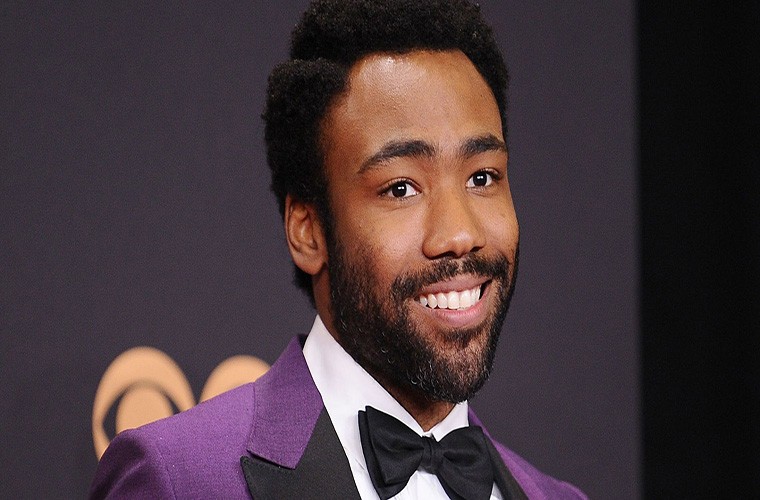 Theo bảng xếp hạng của Ranker, Donald Glover đứng đầu trong danh sách những nhân vật có sức ảnh hưởng nhất năm 2018. Anh là một diễn viên, nhà sản xuất phim, ca sĩ, rapper và DJ người Mỹ. Ảnh: CNBC.