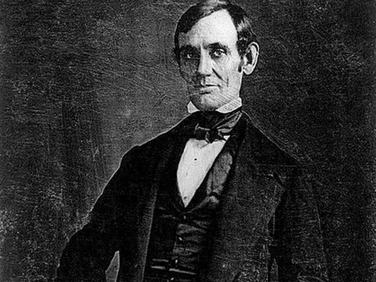 Theo Insider, các phần nội dung trong bài phát biểu Thông điệp Liên bang của  Tổng thống Mỹ Abraham Lincoln hồi tháng 2/1862 đã bị rò rỉ thông tin trước khi nó được công bố chính thức. Ngay sau đó, Ủy ban Tư pháp Hạ viện Mỹ đã mở cuộc điều tra nguyên nhân vụ việc này. (Nguồn ảnh: Insider)