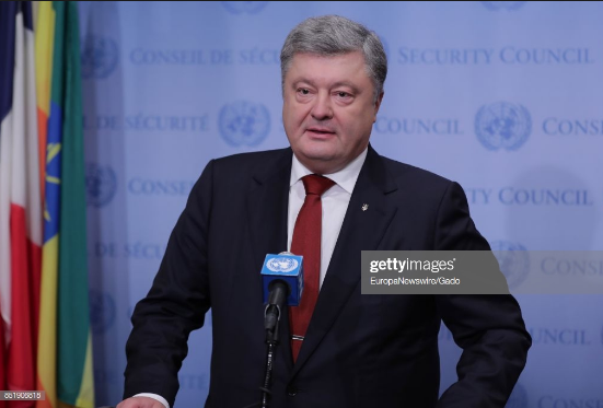 Theo thông báo công bố ngày 2/6/2014 của Ủy ban Bầu cử trung ương Ukraine, ông Petro Poroshenko giành được 54,7% phiếu bầu trong vòng một của cuộc bầu cử Tổng thống Ukraine tháng 5/2014 và đã thắng áp đảo tất cả các đối thủ còn lại. Ảnh: Getty.