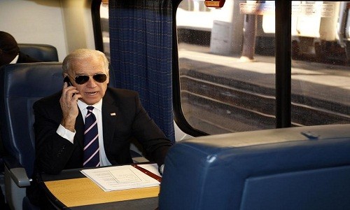 Loạt hình ấn tượng sự nghiệp ứng viên Tổng thống Mỹ Joe Biden