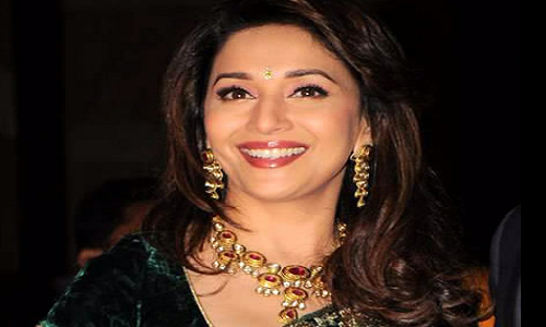 Theo Wonders List, Madhuri Dixit là mỹ nhân đẹp nhất mọi thời đại ở Ấn Độ. Cô là một trong những nữ diễn viên nổi tiếng và được trả lương cao nhất vào cuối thập niên 1980, 1990 và đầu những năm 2000. Ảnh: Wikipedia.