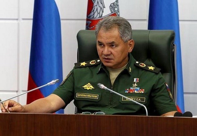 Reuters đưa tin, ngày 22/4, Bộ trưởng Quốc phòng Nga Sergei Shoigu (ảnh) cho biết ông đã ra lệnh cho các binh sĩ tham gia diễn tập ở Crimea và miền Tây nước Nga trở về căn cứ thường trực. Đợt rút quân này bắt đầu từ ngày 23/4 và sẽ hoàn tất vào ngày 1/5. Ảnh: Reuters.   