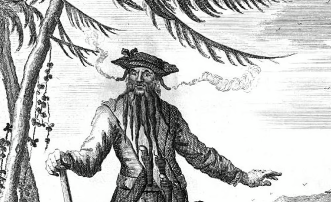 1. Edward Teach, hay còn được biết đến nhiều hơn với cái tên Blackbeard (với bộ râu đen dày), là một trong những  tên cướp biển khét tiếng nhất trong lịch sử. Edward hoạt động quanh vùng Tây Ấn và bờ biển phía đông của các thuộc địa Bắc Mỹ của Anh. Edward đã bị giết trong trận chiến với Hải quân Anh. (Nguồn ảnh: NC)