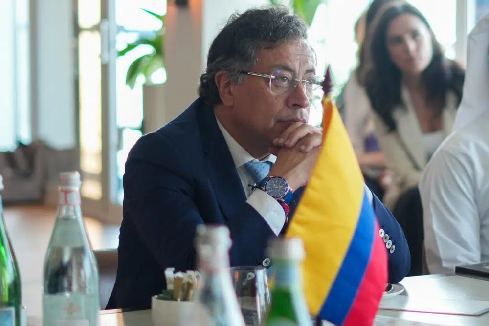 Theo trang Colombiaone ngày 18/2, Tổng thống Colombia Gustavo Petro cho biết những tên tội phạm ma túy địa phương đã lên kế hoạch ám sát ông. Theo nhà lãnh đạo này, chúng có ý định tấn công máy bay tổng thống bằng tên lửa. Ảnh: colombiaone.com.   