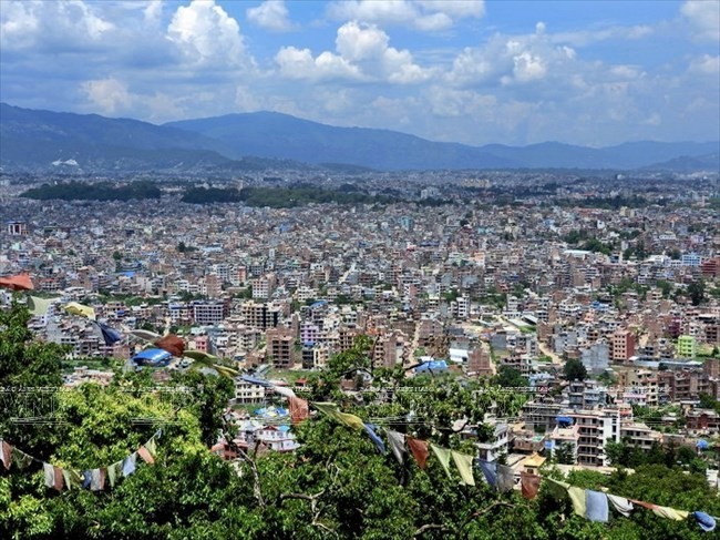 Thành phố Kathmandu ở  thánh địa Phật giáo Nepal có nhiều câu chuyện kỳ bí, là thế giới biệt lập của thần linh cùng những người dân sùng tín và những ngôi đền kỳ lạ.