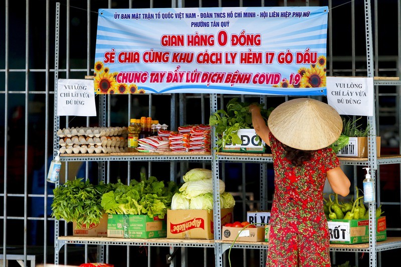 TP HCM: Gian hàng 0 đồng trong khu cách ly