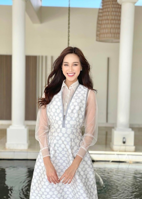 Mới đây, chung kết Miss World 2021 - Hoa hậu Thế giới 2021 bị hoãn vào phút chót vì dịch bệnh.  Đỗ Thị Hà cùng các thí sinh rục rịch rời Puerto Rico.