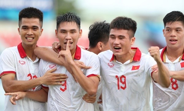 Vé xem VN thi đấu vòng loại U23 châu Á 2024 cao nhất 200.000 đồng