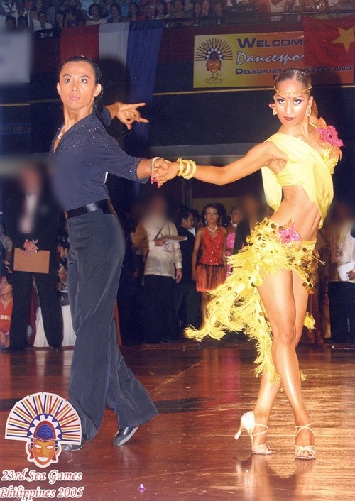 Cách đây nhiều năm, Chí Anh -  Khánh Thi kết hợp thành một cặp đôi ưng ‎ý ở bộ môn dancesport. Ngoài ra, cả hai còn từng hẹn hò. Ảnh: FB Chí Anh.