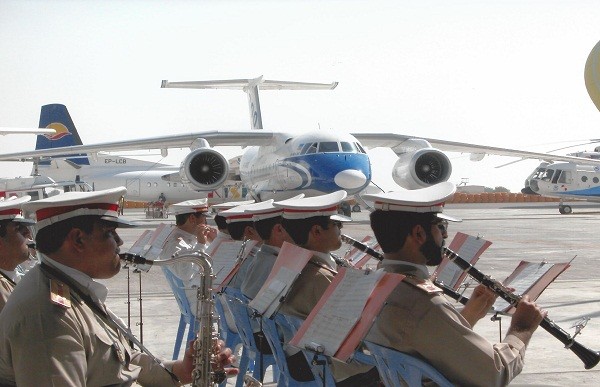 Chiêm ngưỡng máy bay Iran tại triển lãm Kish