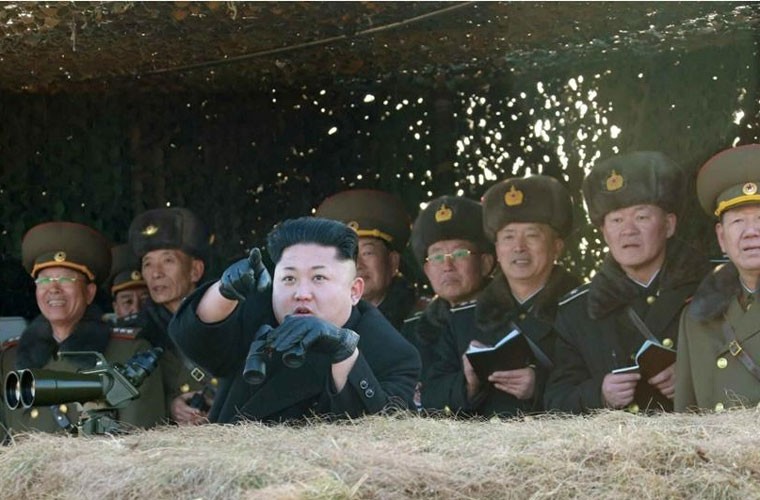 Gần đây dưới sự lãnh đạo trực tiếp của tư lệnh tối cao Triều Tiên Kim Jong-un, Quân đội Triều Tiên đã mở cuộc  tập trận đánh tàu sân bay Mỹ trên biển.