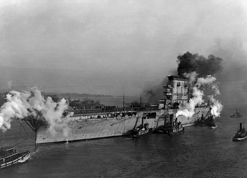 Đượcđóng mới vào năm 1916, ban đầu  tàu sân bay USS Lexington vốn được đóng với thiết kế để trở thành tuần dương hạm hạng nặng. Nguồn ảnh: Flickr.