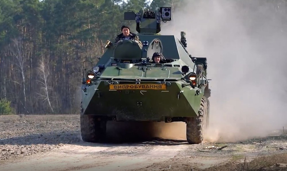 Theo Tổng Giám đốc UkrOboronProm ông Pavlo Bukin, Ukraine đã gửi cho Thái Lan "bộ linh kiện máy móc đầu tiên" BTR-3KSH để nước này sản xuất trong nước theo giây phép. Tuy nhiên, phía Ukraine không tiết lộ rằng họ sẽ sản xuất bao nhiêu chiếc tại Thái Lan. Nguồn ảnh: Ukrspecexport