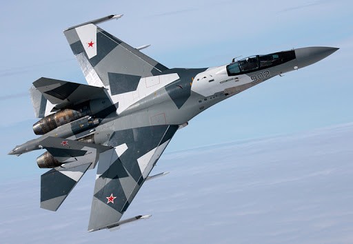  Su-35 Flanker-E là máy bay chiến đấu chiếm ưu thế trên không hàng đầu của Nga, đang được sử dụng hiện nay; và là đỉnh cao của thiết kế máy bay chiến đấu phản lực thế hệ thứ tư. Đây là loại máy bay chiến đấu chuyển tiếp, cho đến khi Không quân Nga đưa máy bay chiến đấu thế hệ 5 Su-57 vào biên chế.