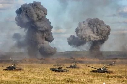 Cuộc  tập trận Zapad-2021 (Lá chắn Phương Tây – 2021) diễn ra từ ngày 10-16/9 trên 14 thao trường của Nga và Belarus, với hơn 200.000 quân nhân, 80 máy bay và trực thăng, 290 xe tăng, 240 tổ hợp pháo, pháo phản lực và súng cối cùng 15 chiến hạm tham gia.