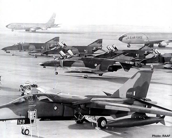 Tháng 3/1968, không quân Mỹ đưa 6 chiếc F-111A đầu tiên đến căn cứ Takhli ở Thái Lan, hợp sức với F-4  đánh phá miền Bắc Việt Nam. Nhưng chỉ sau 10 ngày, chiếc F-111 đầu tiên bị rơi ở phía tây Hà Tĩnh, được phía Mỹ giải thích là do tai nạn, trong khi đó phía Bắc Việt Nam cho biết nó bị pháo phòng không của Trung đoàn 280 bắn rơi.