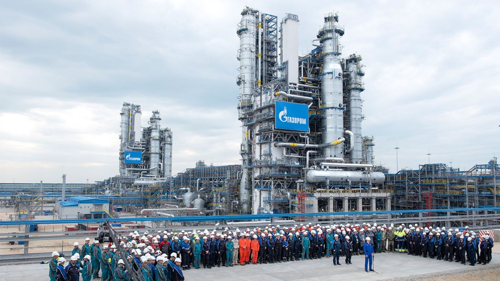 Theo Newsweek,  Gazprom từng là công ty có thu nhập lớn nhất của Nga, nhưng trong năm ngoái, công ty này đã phải thực hiện cắt giảm sản lượng khí đốt tự nhiên lớn nhất từ trước đến nay, nguyên nhân chính được cho là do ảnh hưởng từ cuộc xung đột ở Ukraine. Ảnh The Moscow Times