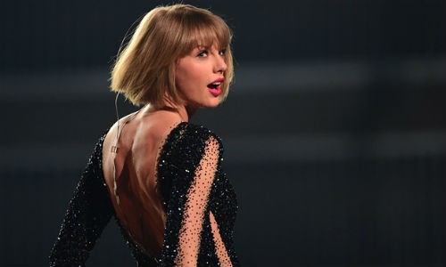 Taylor Swift ẵm giải khủng tại lễ trao giải Grammy 2016