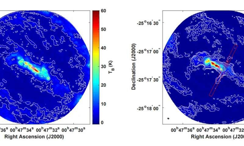 Cụ thể, nhà khoa học Fabian Walter của Viện Max Planck thuộc Thiên văn học Đức vừa công bố rằng ông và các cộng sự đã tìm thấy một hiện tượng gọi là dòng chảy năng lượng phân tử xuất hiện liên tục trên bề mặt  thiên hà NGC 253. (Nguồn ảnh: Phys). 