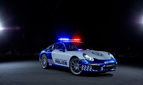 Lực lượng cảnh sát New South Wales thuộc Australia được trao tặng món quà hết sức ý nghĩa - chiếc Porsche 911 đặc biệt dành cho cảnh sát.