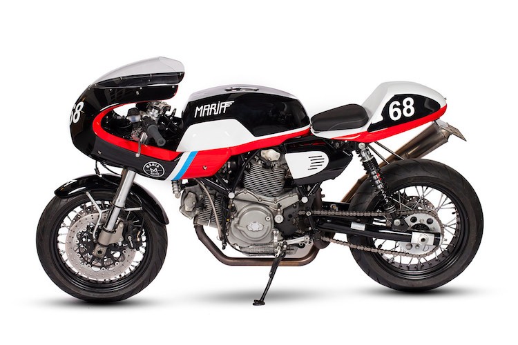  Cafe racer Ducati GT1000 là mẫu xe được sản xuất theo phong cách cổ điển. Nó được sản xuất với số lượng ít ỏi từ năm 2007.