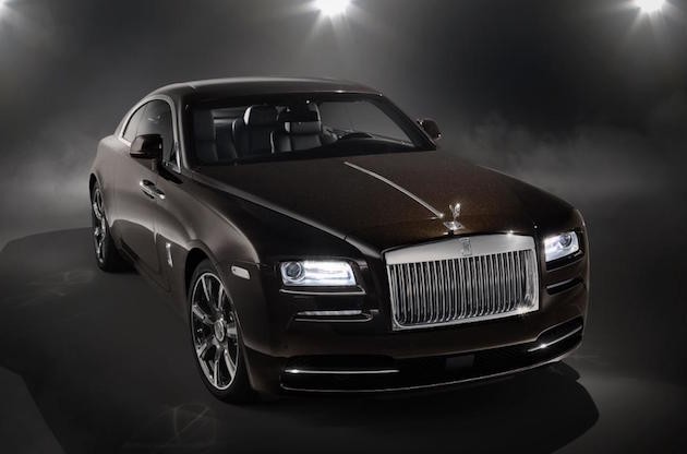 Ở bên ngoài, chiếc xe siêu sang Rolls-Royce Wraith Inspired by Music hoàn toàn không có thay đổi đáng kể nào so với những bản Wraith thường...