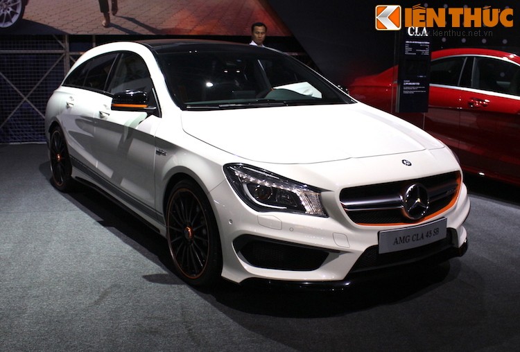  Mercedes CLA 45 AMG Shooting Brake OrangeArt Edition là phiên bản đặc biệt của dòng xe hiệu năng cao CLA 45 AMG. Chiếc xe mới chỉ vừa được ra mắt tại triển lãm Geneva đầu năm nay.