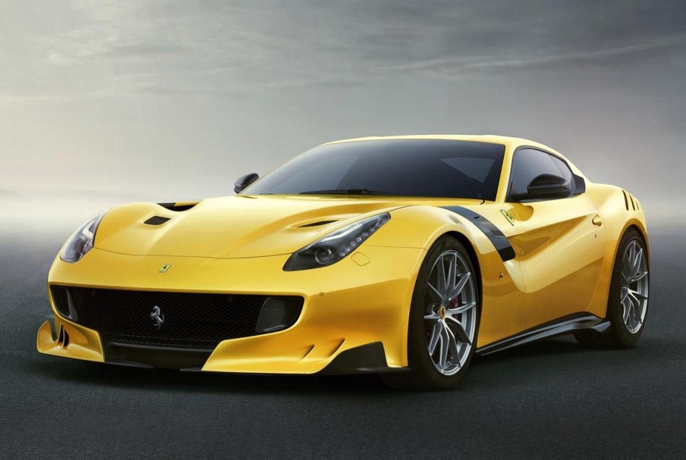 Có tên gọi khá đặc biệt là  Ferrari F12 tdf, chiếc siêu xe mới nhất của Ferrari được đặt tên theo cuộc đua xe đạp nổi tiếng Tour de France hàng năm.